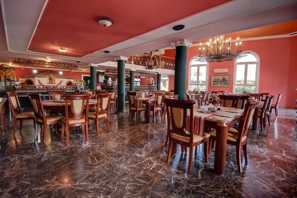 Hotel David With Free Parking Kosice Exterior photo