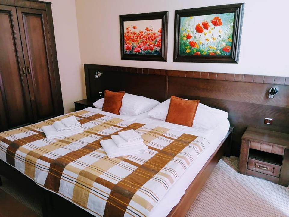 Hotel David With Free Parking Kosice Exterior photo